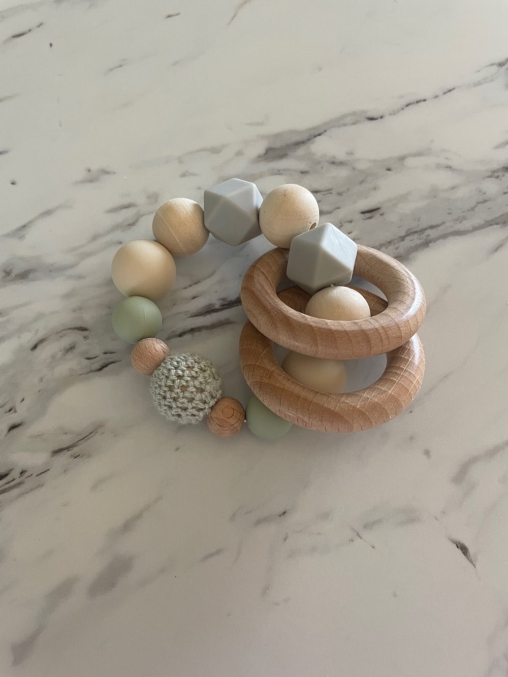 Neutral Green Wooden Teething Ring for Babies